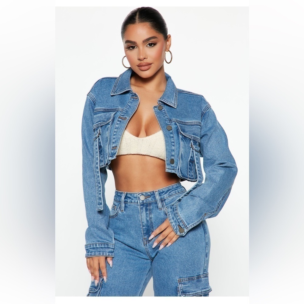Fashion Nova cargo cropped denim jacket size S - Picture 1 of 3